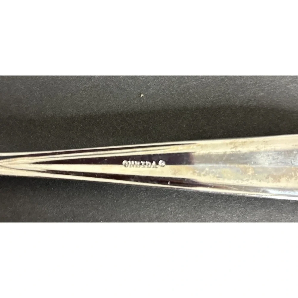 4 Oneida Dylan Dinner Forks Stainless Steel Flatware 7 7/8